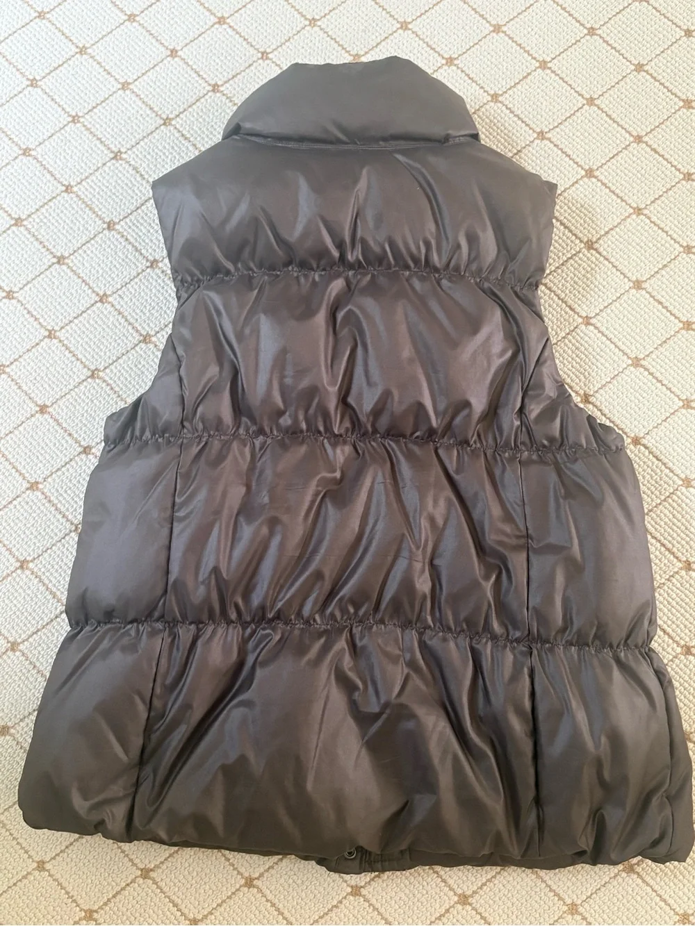 Gap Women's chocolate brown Puffer Vest - - Picture 2 of 4